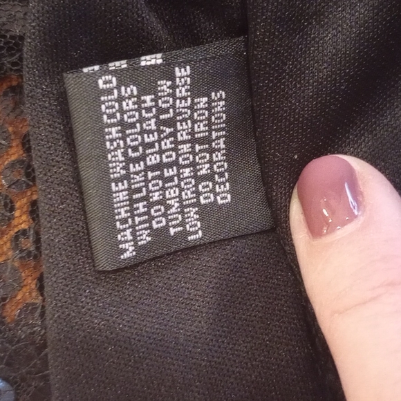 Maite Perroni Sequined Camisole Top Size:M Color:Black - Picture 7 of 10